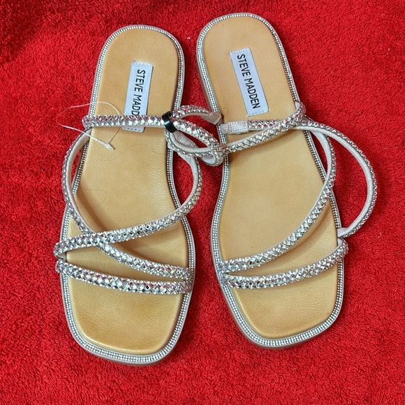 Steve Madden Women's Wauna Sandal - Picture 2 of 7